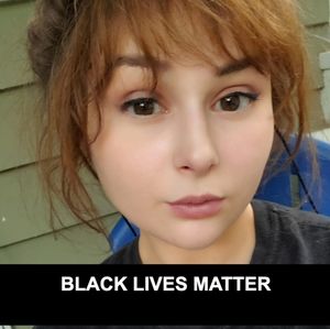 Meet your Posher, Hallie